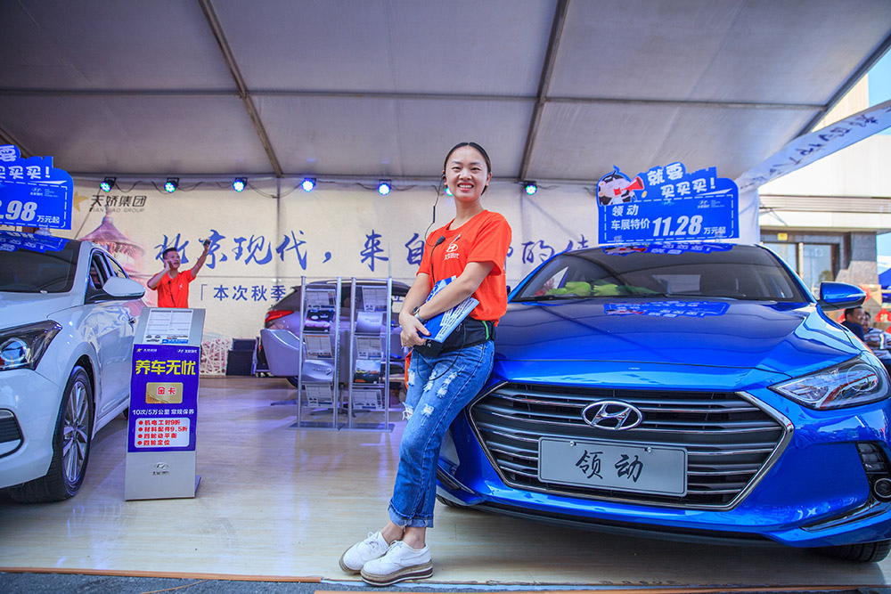 【車展第一天】遇到那個TA，放棄蘋果8......